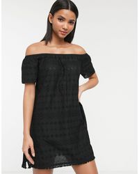 accessorise beach dress