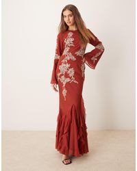 ASOS - Robe longue coupée en biais à fleurs ornementées avec manches longues et volants - rouille foncé - Lyst