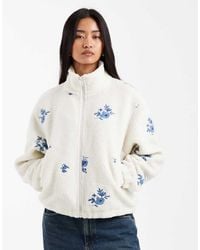ONLY - Polar Con Flores Bordadas De Borreguito De - Lyst
