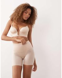 Spanx - Shape Invisible Contouring Girl Short - Lyst