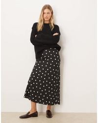 Vila - Satin Maxi Skirt - Lyst