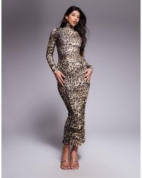 Ruched & Ready - – too good – hochgeschlossenes, geformtes bodycon-maxikleid aus netzstoff mit leopardenmuster - Lyst