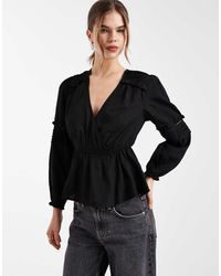 Wednesday's Girl - V Neck Peplum Textured Long Sleeve Top - Lyst
