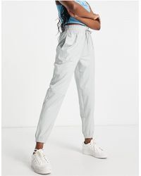 Pantaloni cargo multitasche neri di Abercrombie \u0026 Fitch in Nero | Lyst