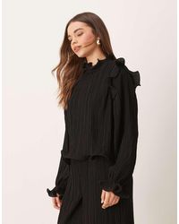 Y.A.S - Plisse Long Sleeve Top With Oversized Baby Locking - Lyst