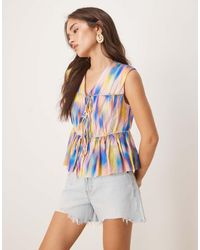 Y.A.S - Sleeveless Tie Front Top - Lyst