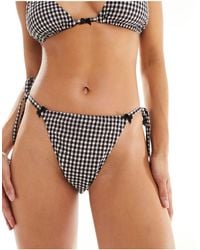 Reclaimed (vintage) - – triangel-bikinihose mit vichy-karo und schleifendetails - Lyst