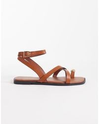 New Look - Sandali Color Cuoio Con Fascette Multiple E Dettaglio Dorato - Lyst