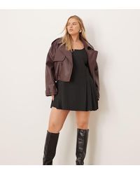 ASOS - Vestido De Sastre Corto Negro Con Raya Diplomática Y Bajo De Tablas De Asos Design Curve-Gris - Lyst