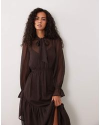 Wednesday's Girl - V Neck Long Sleeve Ruffle Detail Midaxi Dress - Lyst