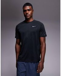 Nike - Stride T-shirt - Lyst