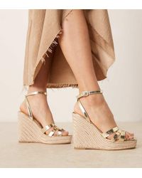 Glamorous - Sandalias Doradas De Tacón De Cuña Estilo Alpargata De - Lyst