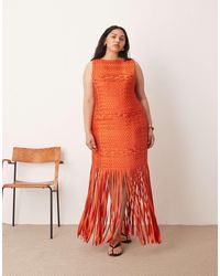 ARRANGE - Curve - robe mi-longue avec ourlet à franges et finition en croisillon tissée à la main - Lyst