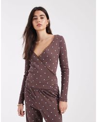 Miss Selfridge - Top cache-cœur en maille pointelle à pois - chocolat - Lyst