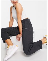 Nike Cotton Gray Essentials Slim 
