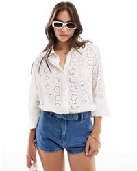Jdy - Camicia Sporco Traforata Con Maniche A Tre Quarti - Lyst