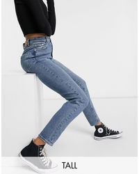 Stradivarius Tall – Schmal geschnittene Mom-Jeans aus Bio-Baumwolle mit Stretchanteil - Blau