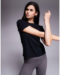 4505 - Icon Boxy Fit Cotton T-shirt With Quick Dry Finish - Lyst