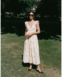 Vero Moda - Ruffle Shoulder V Neck Maxi Dress - Lyst