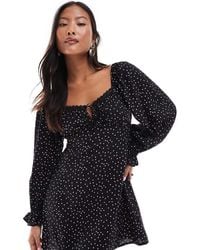 Miss Selfridge - Nette Mini Jurk Met Lintdetail, Gestrikte Voorkant En Stippen - Lyst