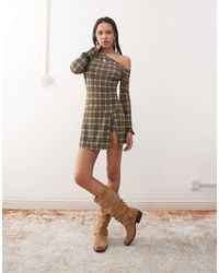 Reclaimed (vintage) - Robe courte près du corps à carreaux avec manches longues et jupe-short - Lyst