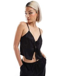 ASOS - Top De Tirantes Con Lazada Delantera De Satén De - Lyst