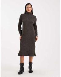 Vero Moda - Zachte Gebreide Midi-Jurk Met Col - Lyst