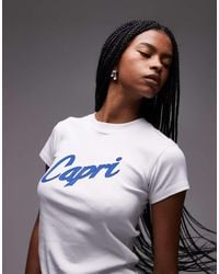 TOPSHOP - Camiseta Blanca Con Diseño Encogido Y Estampado Gráfico "Capri" De Punto Liso De - Lyst