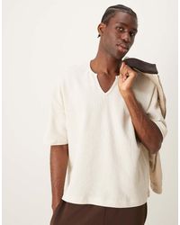 ASOS - Camiseta Color Crema De Corte Cuadrado Extragrande Con Muesca En El Cuello De Punto Gofrado De -Blanco - Lyst