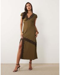 Nobody's Child - Gloria Satin And Lace Mix V Neck Split Front Maxi Dress - Lyst