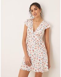 ASOS - Satin Flippy Mini Dress With Scallop Trim - Lyst