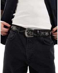 ASOS - Cinturón De Estilo Wéstern Con Diseño Floral De Tachuelas Y Detalle De Strass De Cuero Sintético De - Lyst