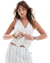 Stradivarius - Co-ord Cropped Linen Look Waist Coat With Open Back - Lyst