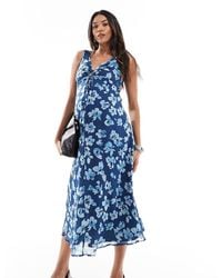 ASOS - Vestido Midi Azul Con Estampado Floral, Cuello De Pico Y Detalle Fruncido En El Pecho De Asos Design Maternity - Lyst