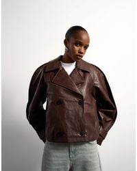 TOPSHOP - – ovoid – kurzer trenchcoat aus kunstleder - Lyst