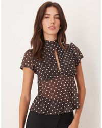 ASOS - Floaty Mesh Flutter Sleeve Top With Tie Back Detail - Lyst