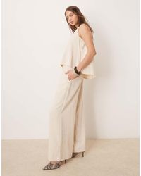 ASOS - Pantalones Amarillo Pastel De Pernera Ancha Con Detalles Plisados En La Parte Delantera De (Parte De Un Conjunto)-Neutro - Lyst