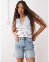 Reclaimed (vintage) - Top Senza Maniche A Fiorellini Misti Con Scollo A V E Bustino Arricciato - Lyst