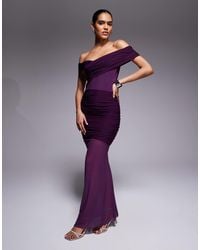 Kaiia - Exclusivité - - robe longue près du corps double épaisseur à épaules dénudées et ourlet transparent en tulle - prune - Lyst