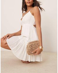 True Decadence - Metallic Geweven Clutch Tasje Met Ketting - Lyst