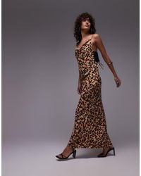 TOPSHOP - Vestido Lencero Midi Con Estampado Abstracto De Lunares, Cuello Desbocado Y Detalle Negro Retorcido En La Espalda De - Lyst