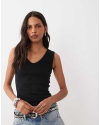 New Look - V-neck Tank Top - Lyst