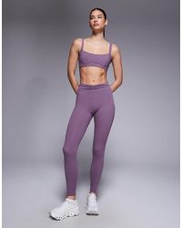 BO+TEE - Bo+tee Seam Detail Scoop Neck Sports Bra - Lyst