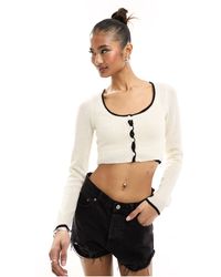In The Style - Knitted Cropped Cardigan With Contrast Trim - Lyst