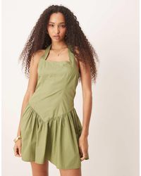 ASOS - Vestido Corto Con Cuello Halter Y Volante En El Bajo De -Verde - Lyst