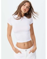 Stradivarius - Slim Fit Basic T-Shirt - Lyst