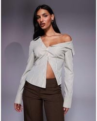 The Frolic - Exclusive Asymmetric Detail Split Front Flare Sleeve Shirt - Lyst
