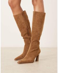 ASOS - Botines Por La Rodilla Color Arena Con Puntera Cincelada De Antelina Clara De - Lyst