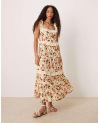 ASOS - Maxi Swingjurk Met Kanten Inzetstukken, Ruches En Stroken - Lyst