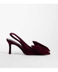 Asos Design Wide Fit - Zapatos Slingback De Tacón Medio Con Detalle De Lazo En Terciopelo Color Berry-Rojo - Lyst